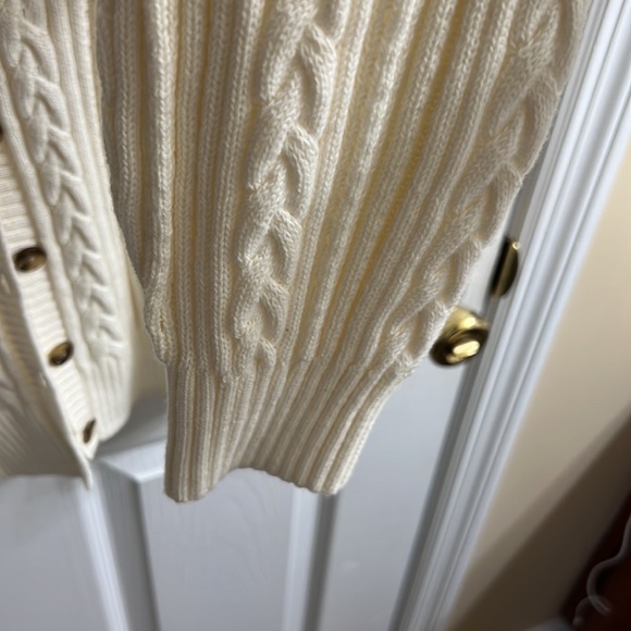 Sweater - Picture 3 of 4